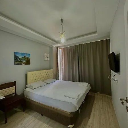 Hotel 6